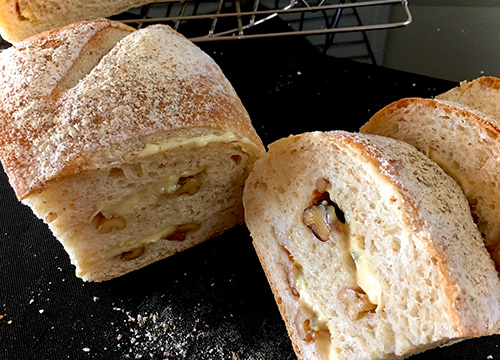 気分転換「手ごねパン作り」